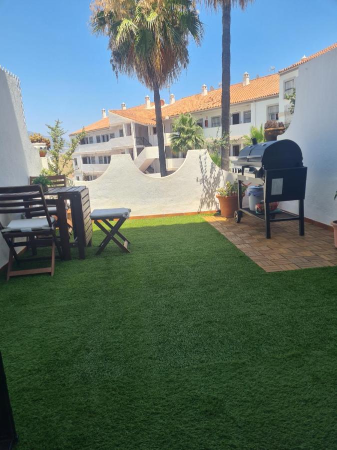 Apartamento En Mijas Con Terraza, Capacidad Para 5 Personas Con Piscina De Temporada Malaga Exterior photo